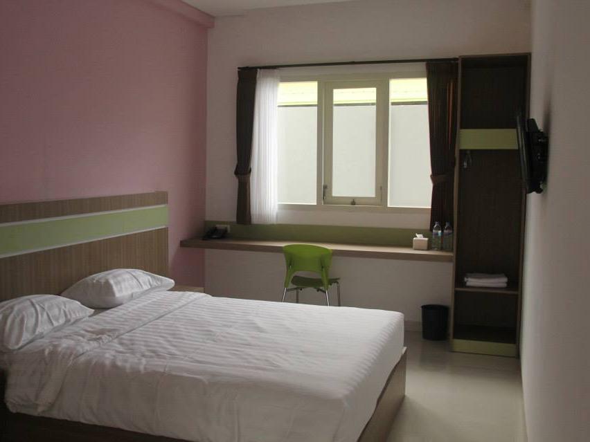 Rumah Cassa Guest House Surabaya Kültér fotó