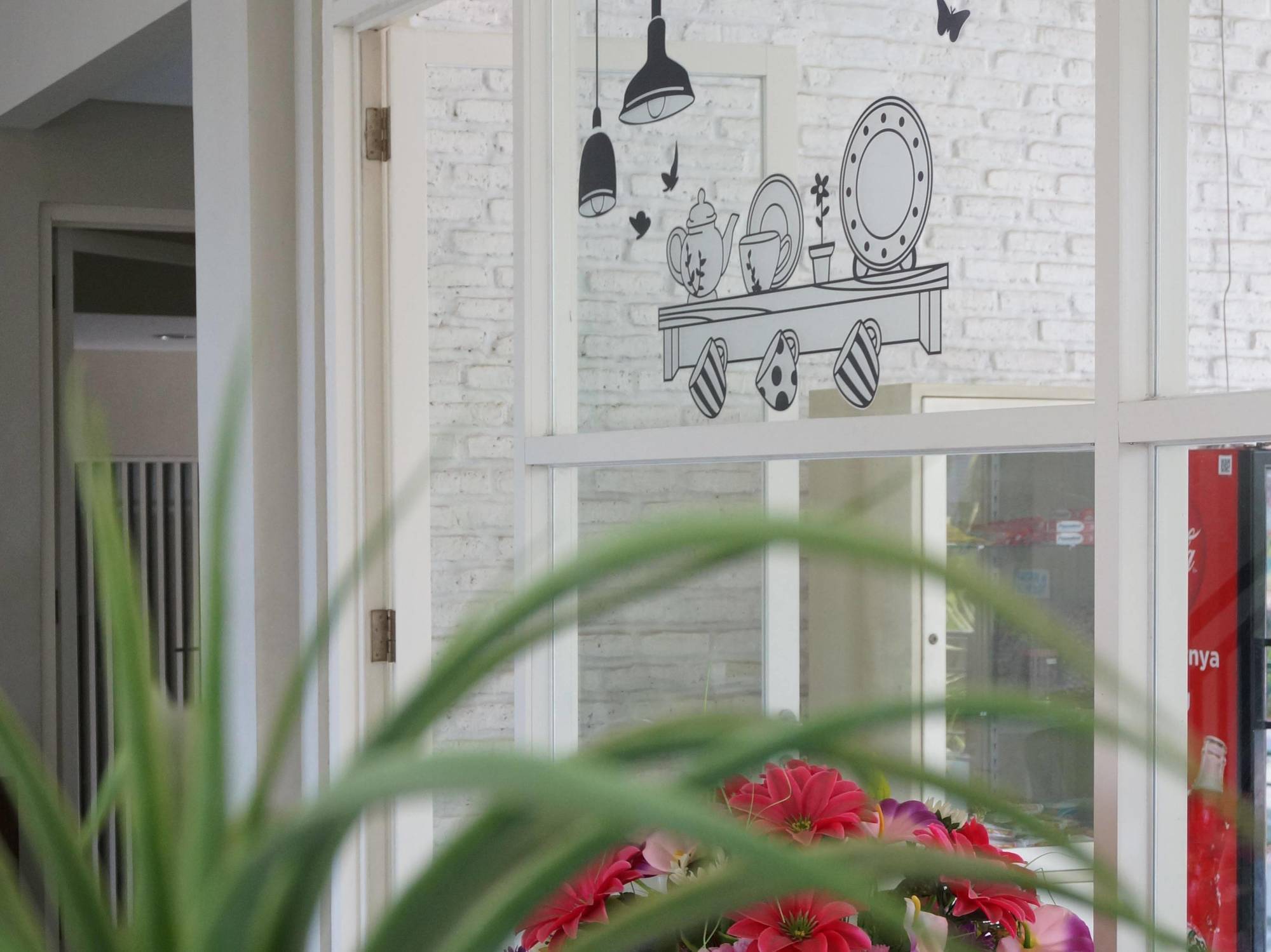 Rumah Cassa Guest House Surabaya Kültér fotó